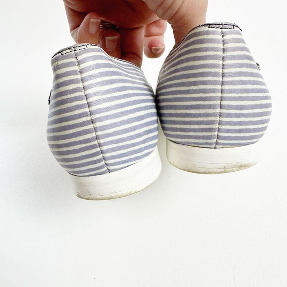 CHANEL Striped Flats in Blue and White - Picture 7 of 13